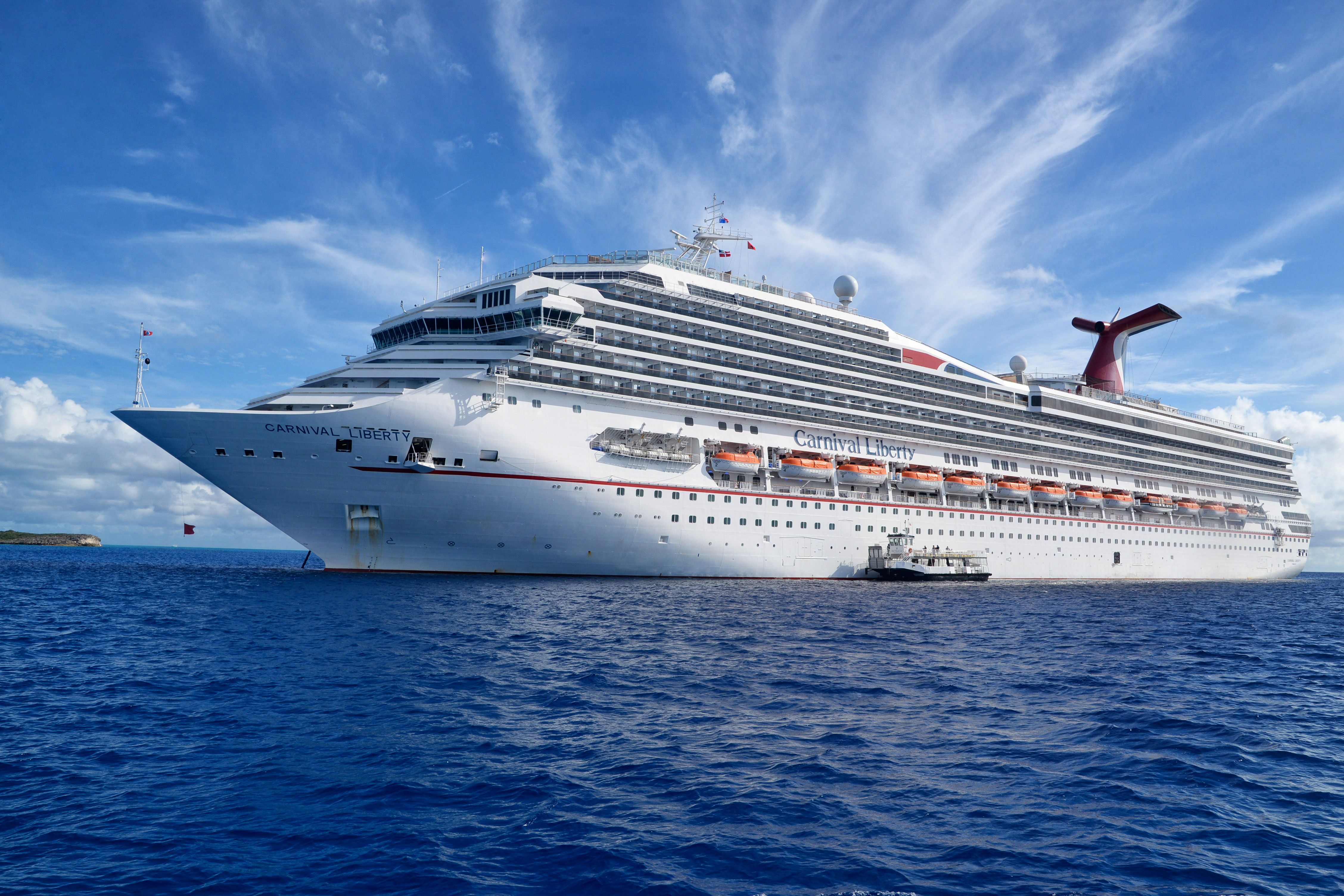 Passengers Take Notice As Carnival Cruise Line Issues An Adult Warning