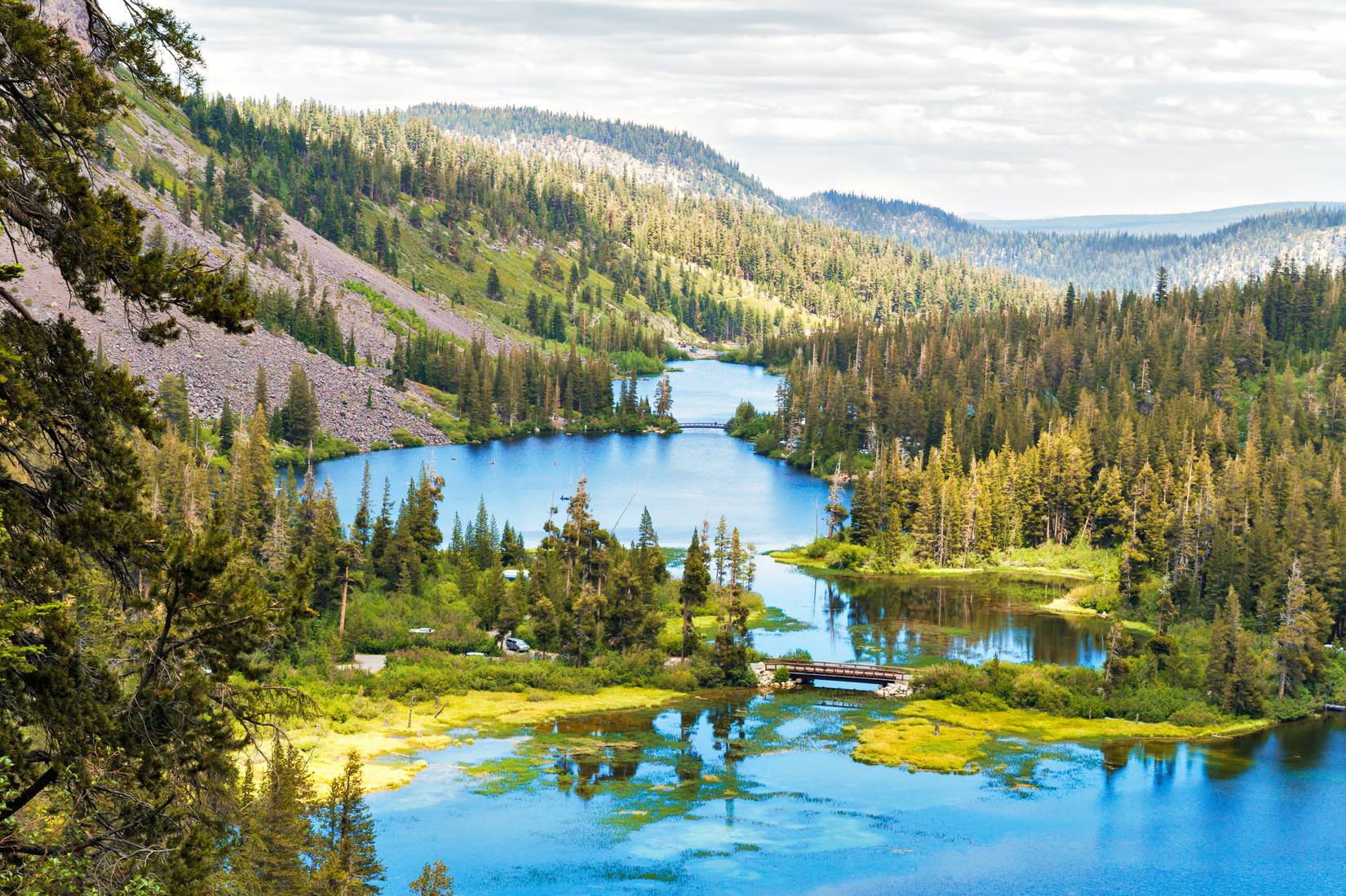 Beautiful Twin Lakes near Mammoth Lakes California
