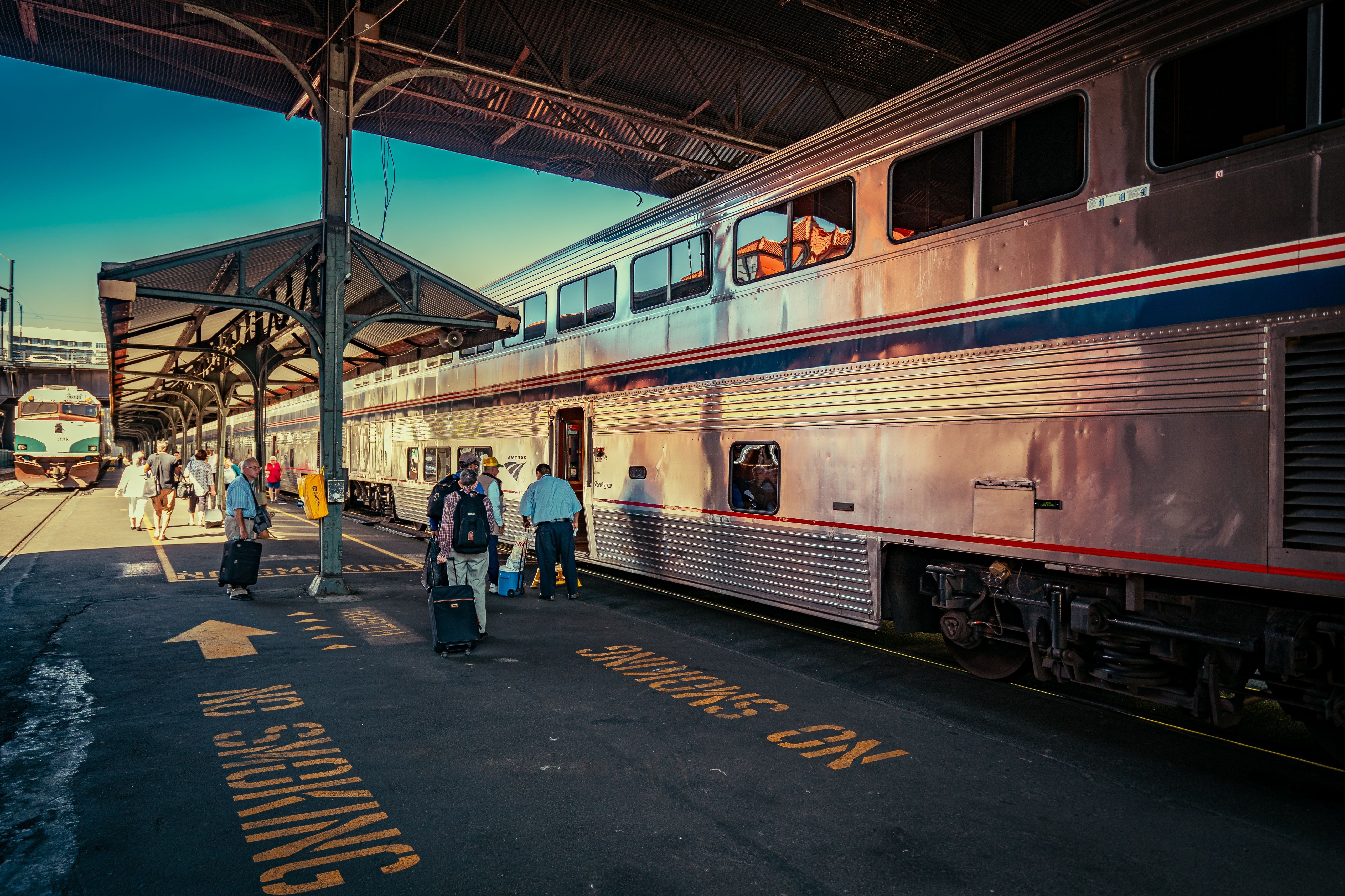 Portland, Oregon - People boarding the Coast Starlight Amtrak train