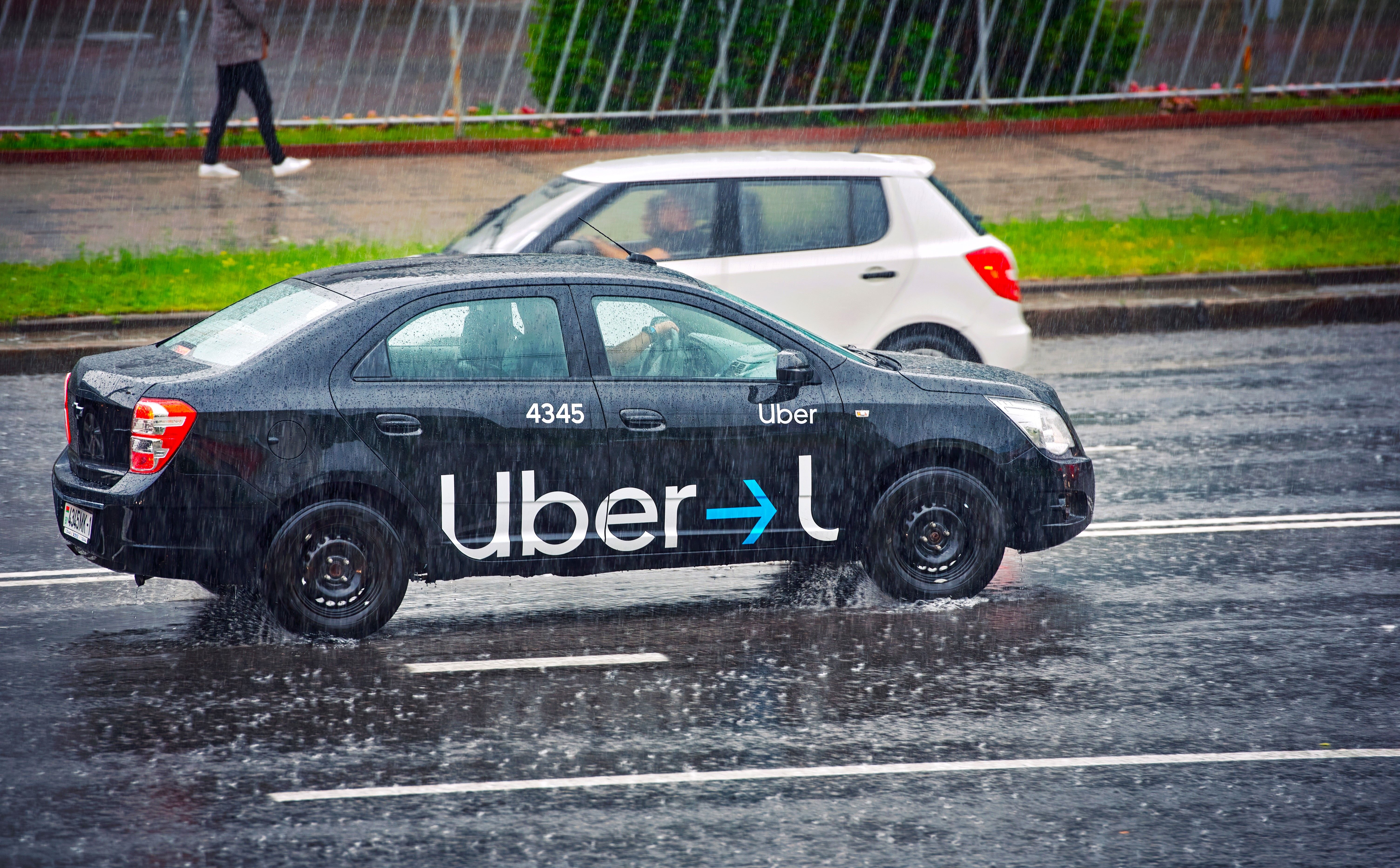 Passengers Accuse Uber Of "Abusing The System" After Fares Skyrocket During Floods