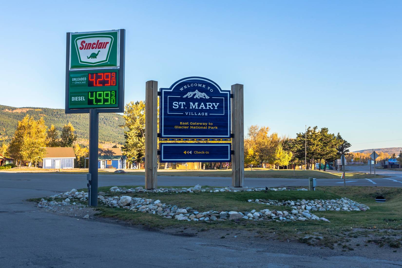 St. Mary Village, Montana